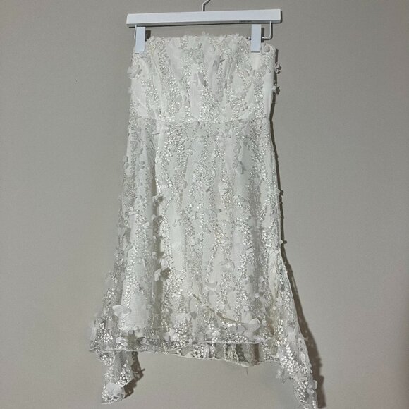 Saints and Secrets Elegant White Mini Dress with Lace overlay - Picture 1 of 5